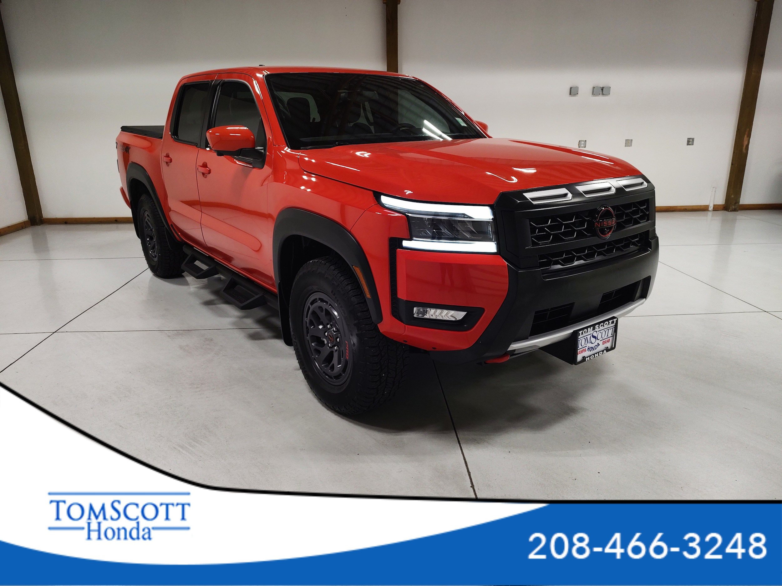 Used 2025 Nissan Frontier PRO-4X w/ Pro Convenience Package