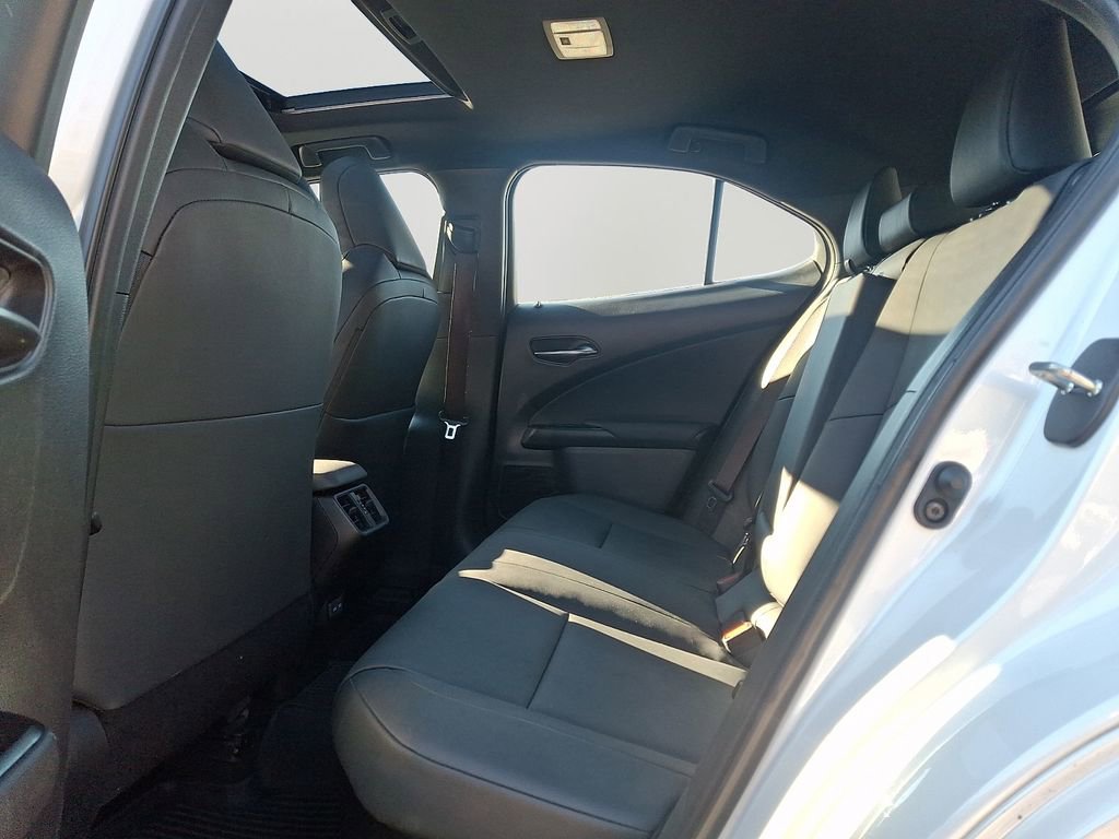 Used 2023 Lexus UX 250h AWD w/ Accessory Package (Z2) image 8