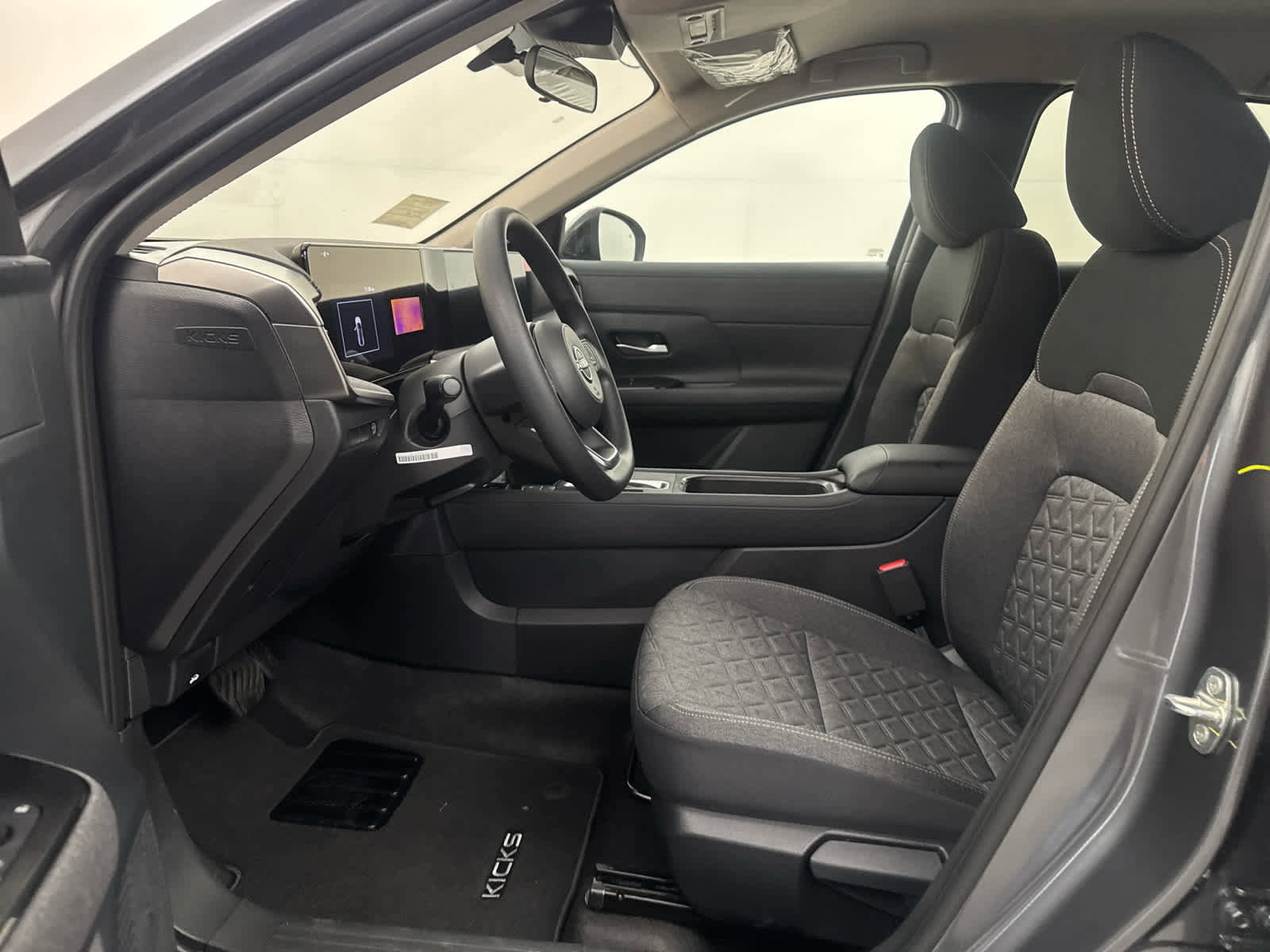 New 2026 Nissan Kicks SV w/ Illumination Package image 10