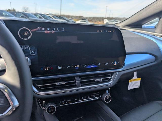 New 2026 Chevrolet Equinox EV LT image 20