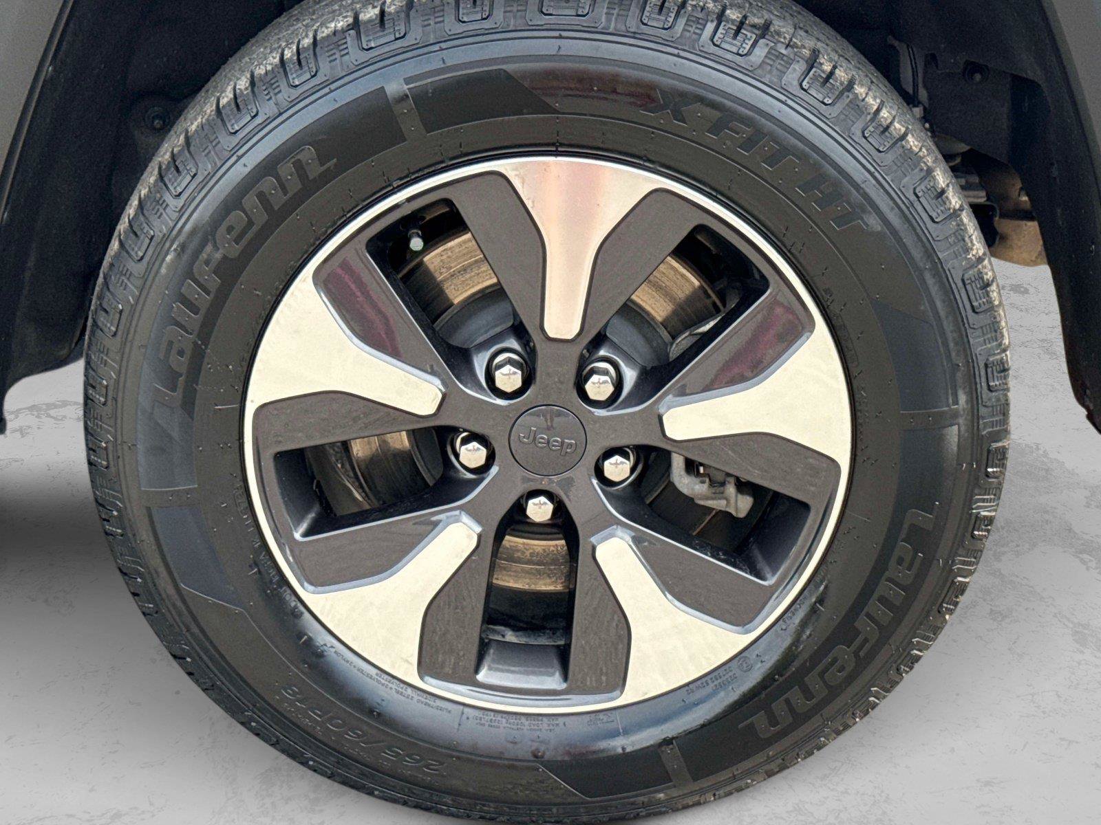 Used 2024 Jeep Grand Cherokee Limited 4xe AWD/4WD image 9