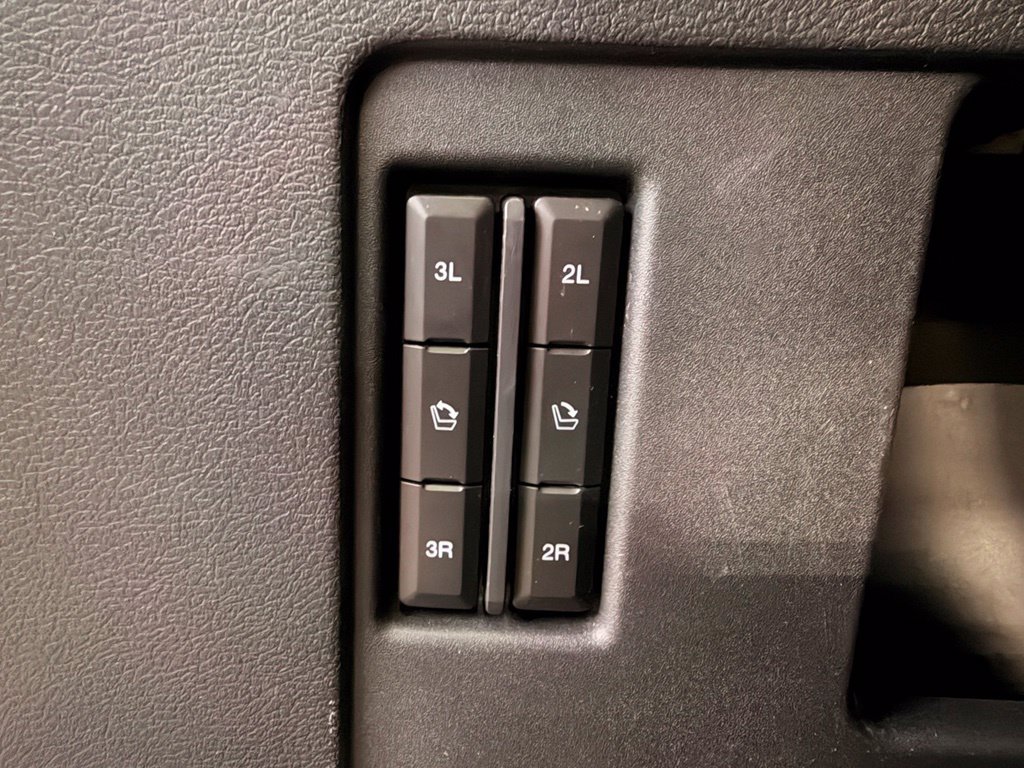 Used 2022 Ford Expedition Max Limited AWD/4WD image 11