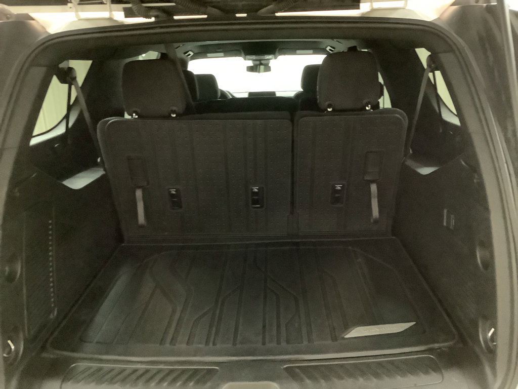 Used 2024 Chevrolet Suburban LS w/ Driver Alert Package image 9