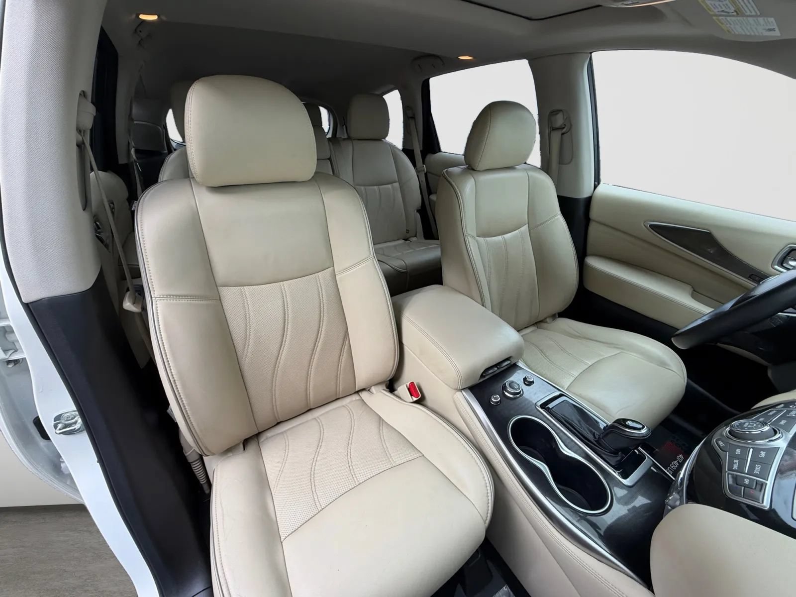 Used 2020 INFINITI QX60 Luxe w/ Essential Package AWD/4WD image 23