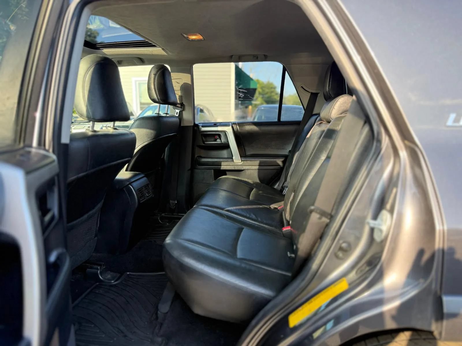 Used 2011 Toyota 4Runner Limited AWD/4WD image 15