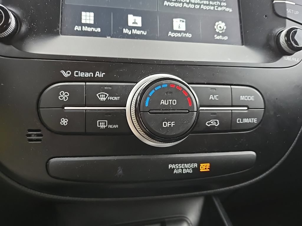 Used 2018 Kia Soul + FWD image 23