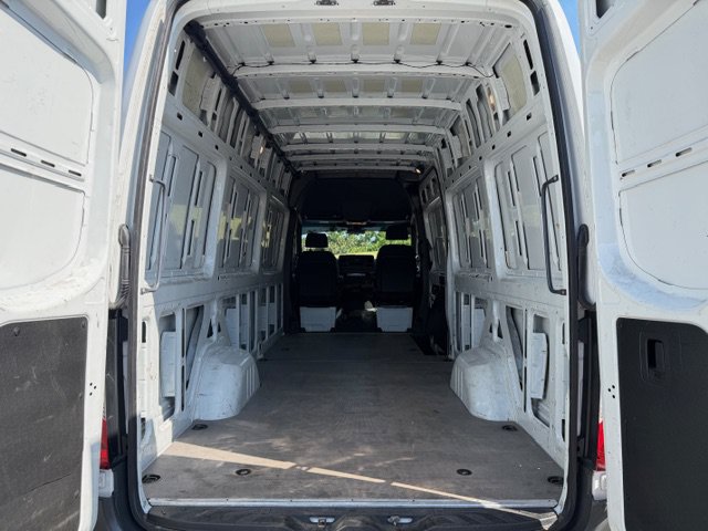 Used 2023 Mercedes-Benz Sprinter 2500 image 15