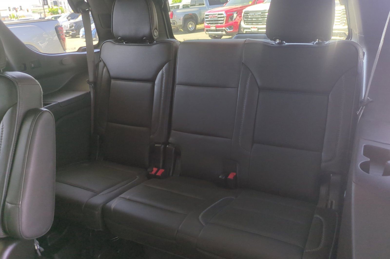 Used 2021 GMC Yukon Denali AWD/4WD image 17