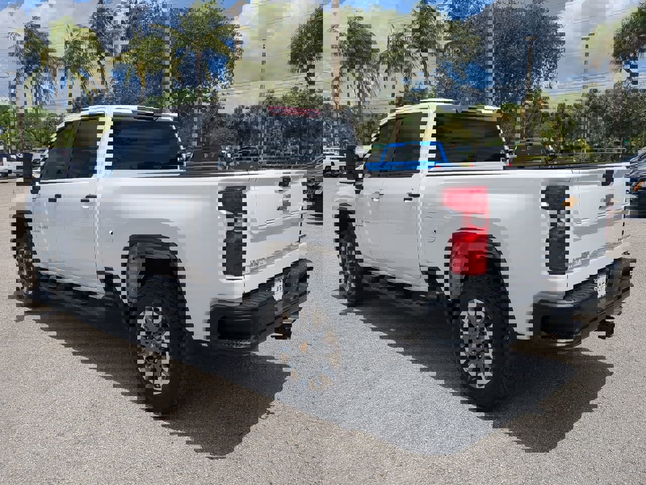 Used 2025 Chevrolet Silverado 2500 Custom w/ Custom Value Package image 7