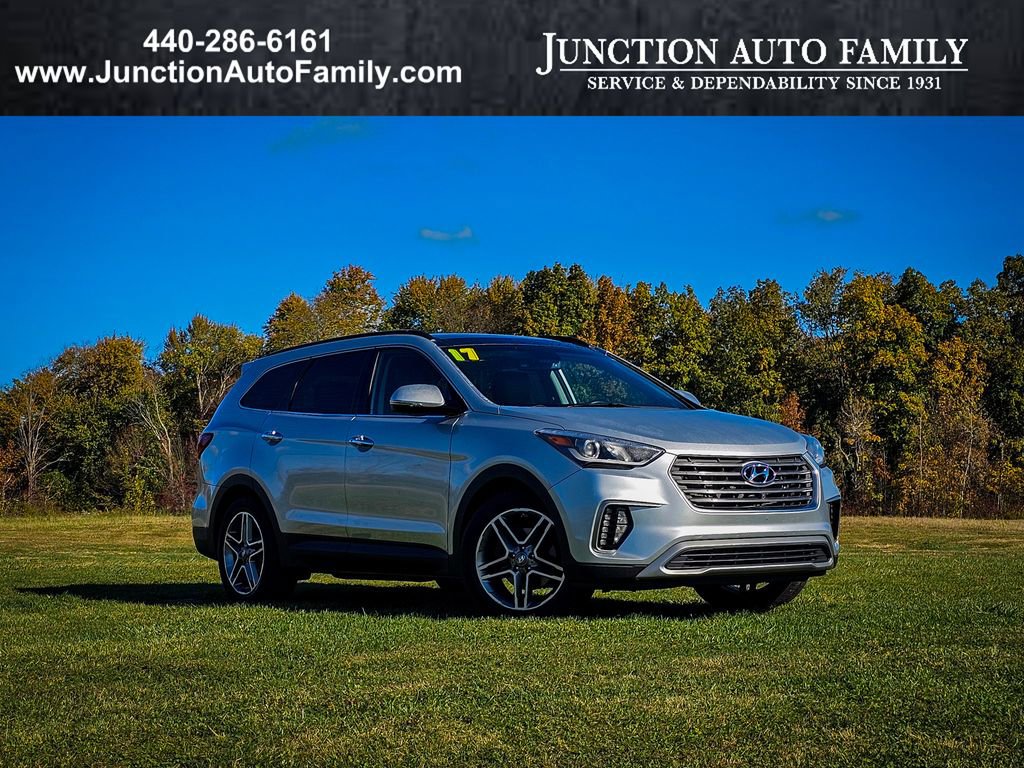 Used 2017 Hyundai Santa Fe SE w/ Cargo Package image 1