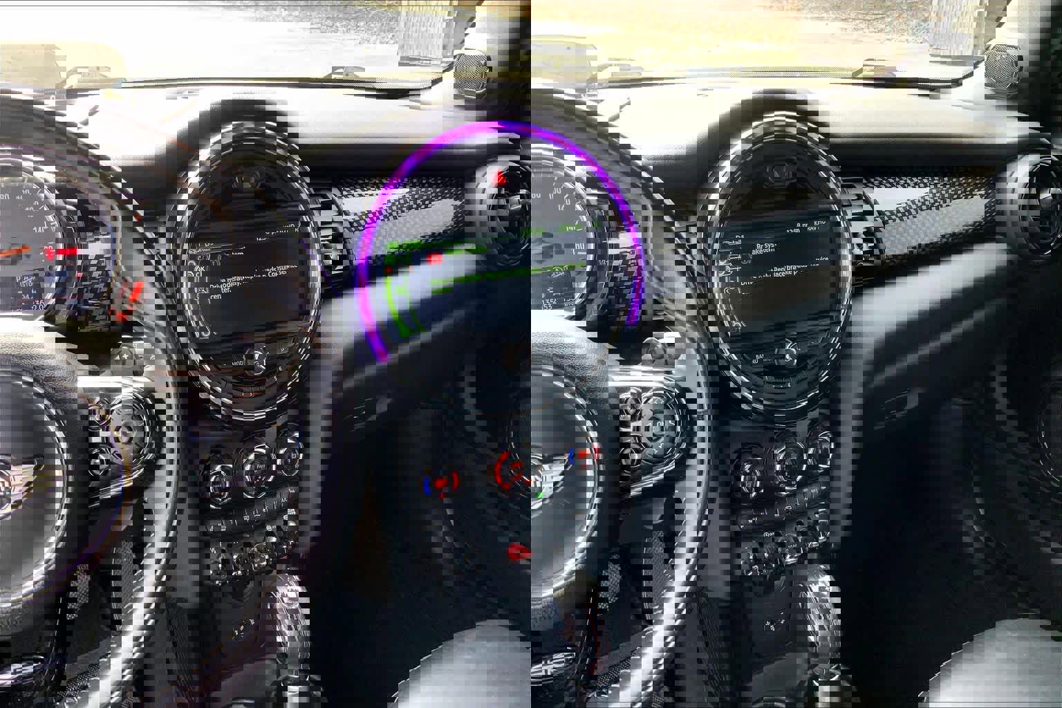 Used 2018 MINI Cooper S image 6