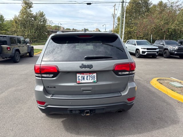 Used 2019 Jeep Grand Cherokee Laredo AWD/4WD image 5