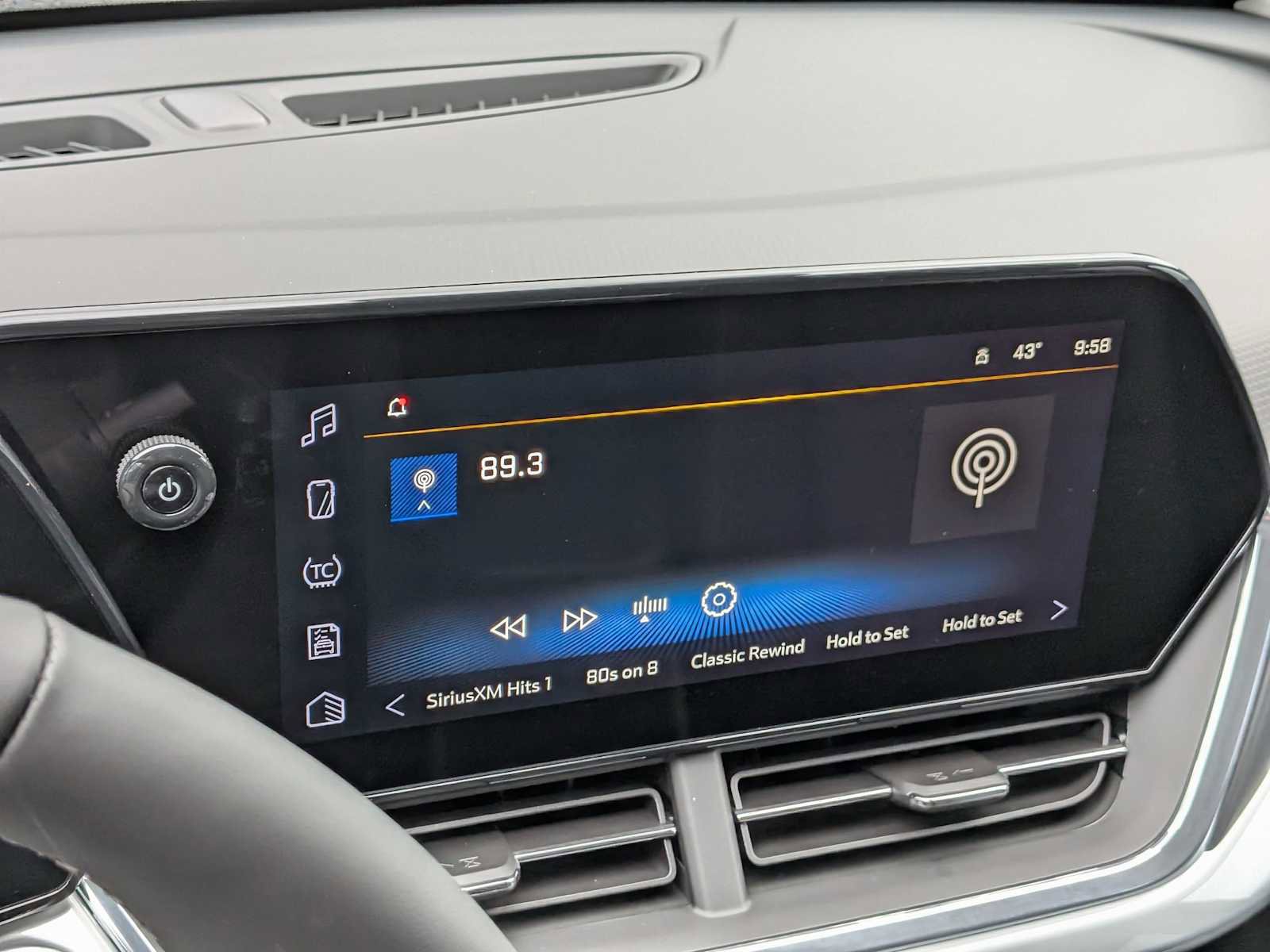 New 2026 Chevrolet Trax LT w/ Driver Confidence Package image 30