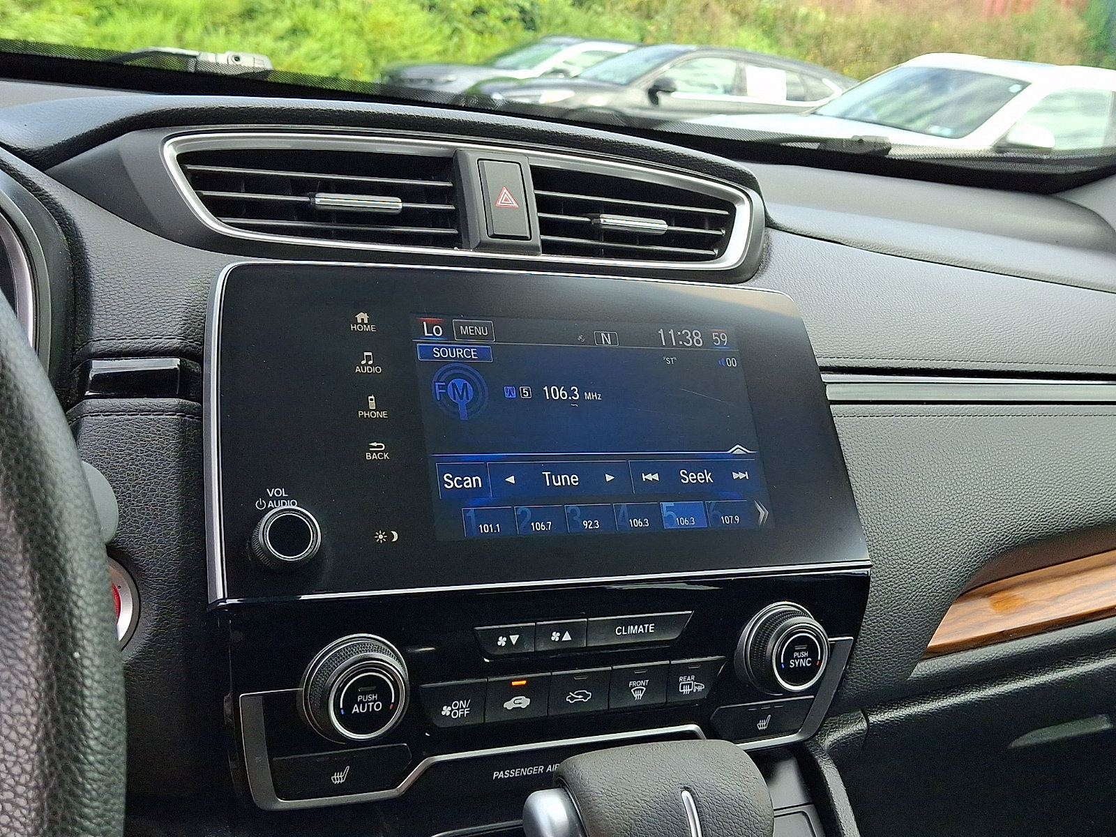 Used 2017 Honda CR-V EX image 16