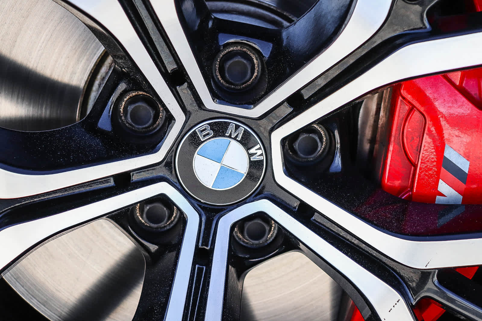 Used 2023 BMW 540i w/ M Sport Package image 15