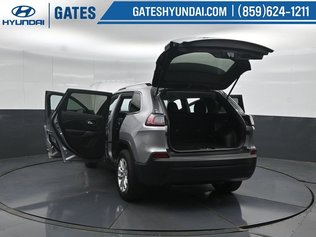 Used 2019 Jeep Cherokee Latitude w/ Popular Appearance Group AWD/4WD image 54