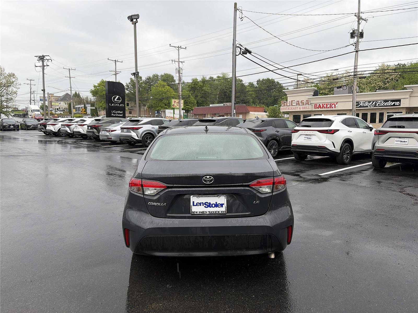 Used 2023 Toyota Corolla LE FWD image 4
