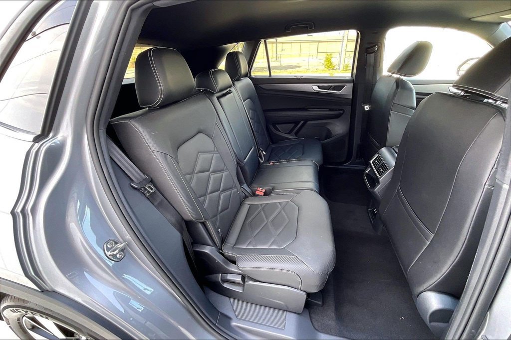 Used 2026 Volkswagen Atlas Cross Sport SE FWD image 27