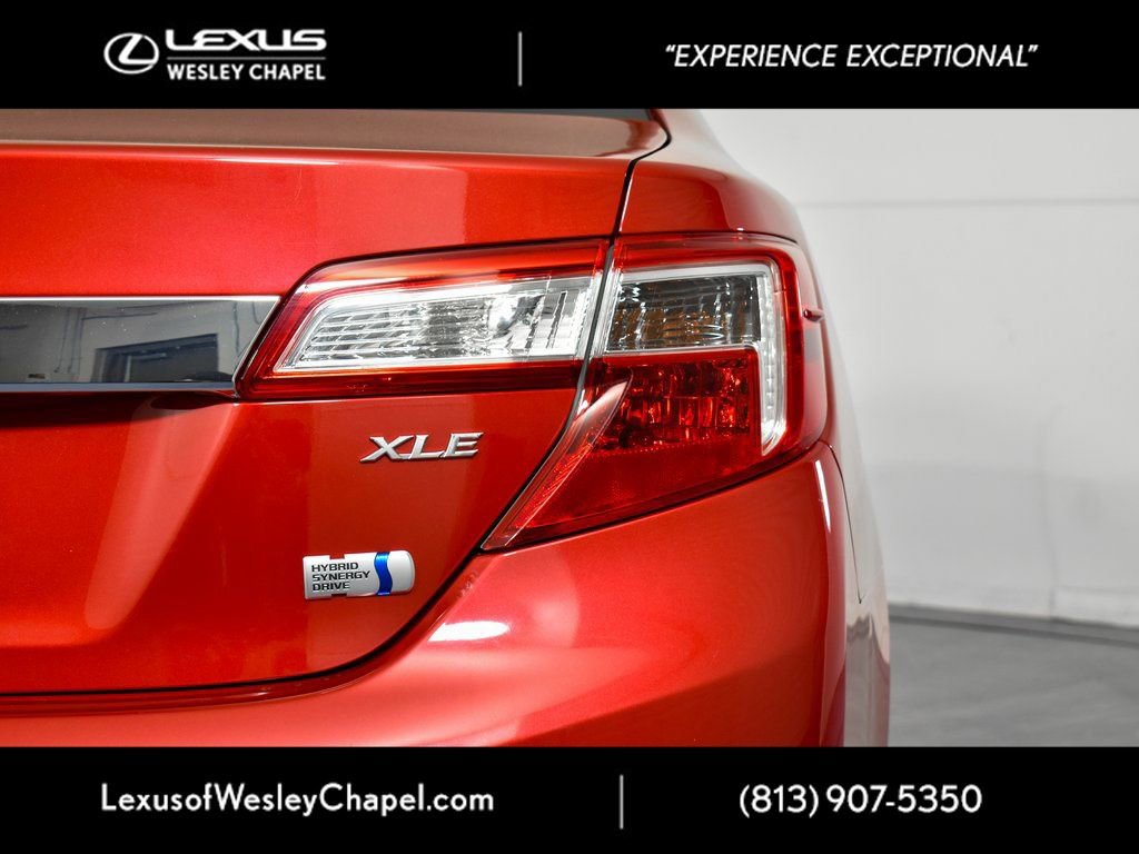 Used 2013 Toyota Camry XLE w/ Convenience Pkg image 8