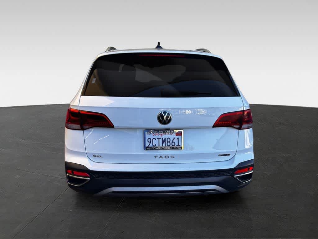Used 2022 Volkswagen Taos SEL w/ Panoramic Sunroof Package AWD/4WD image 6