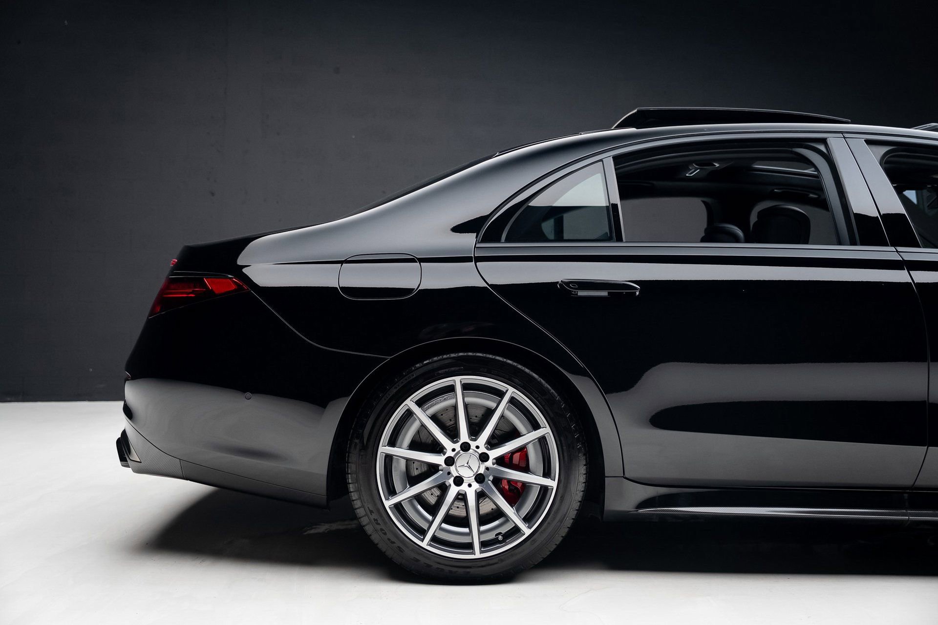 Used 2025 Mercedes-Benz S 63 AMG S image 40