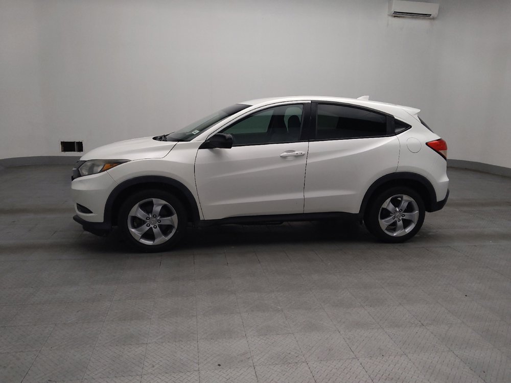 Used 2016 Honda HR-V LX image 2