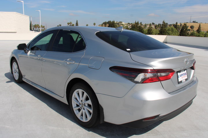 Certified 2023 Toyota Camry LE image 5