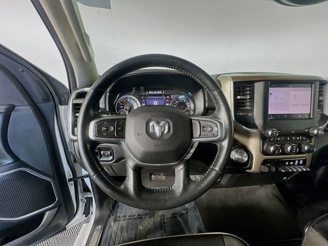 Used 2022 RAM 1500 Laramie AWD/4WD image 14