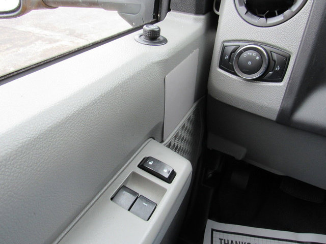 Used 2022 Ford E-350 and Econoline 350 Super Duty RWD image 33