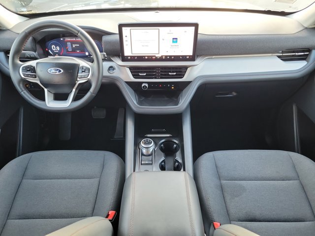 Certified 2025 Ford Explorer Active RWD image 15