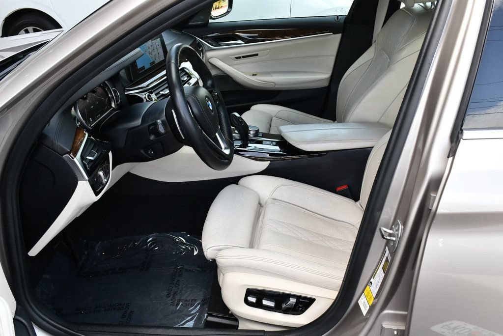 Used 2017 BMW 530i RWD image 39