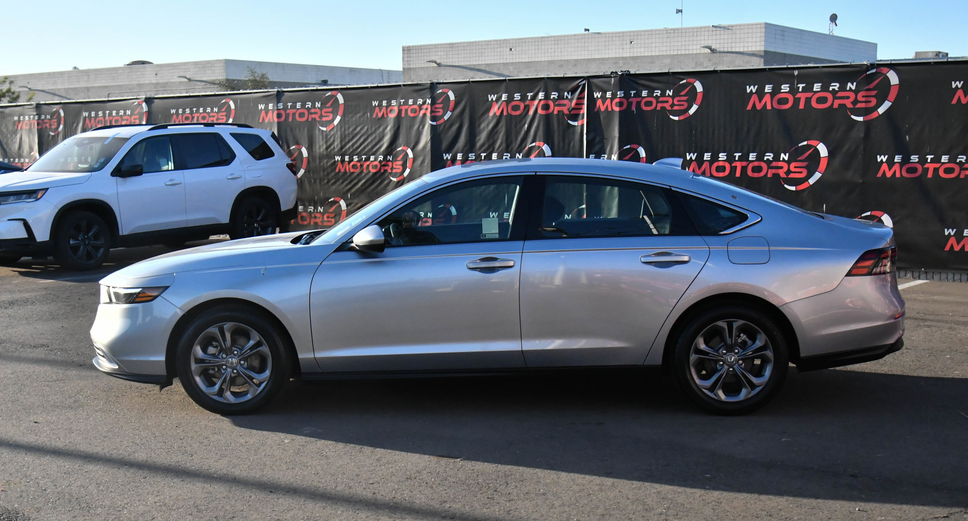 Used 2024 Honda Accord EX image 4