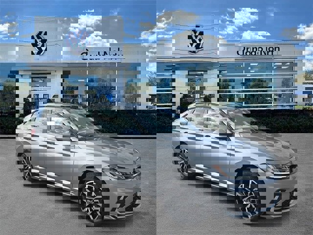 New 2025 Volkswagen Jetta SE