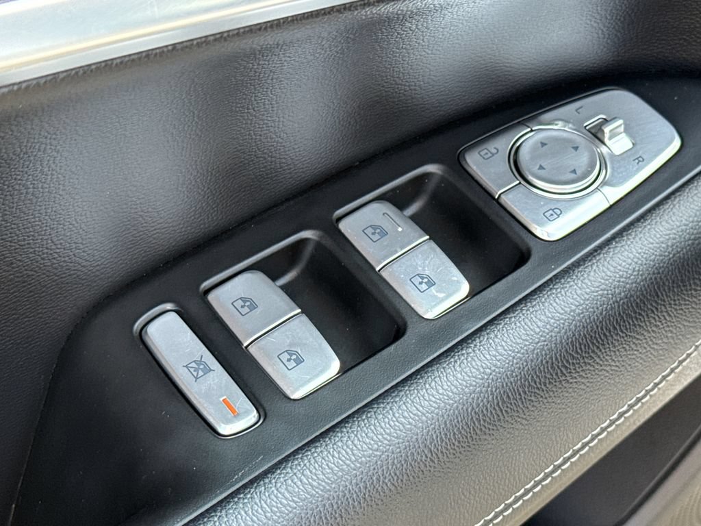 Used 2026 Genesis G70 2.5T AWD/4WD image 19