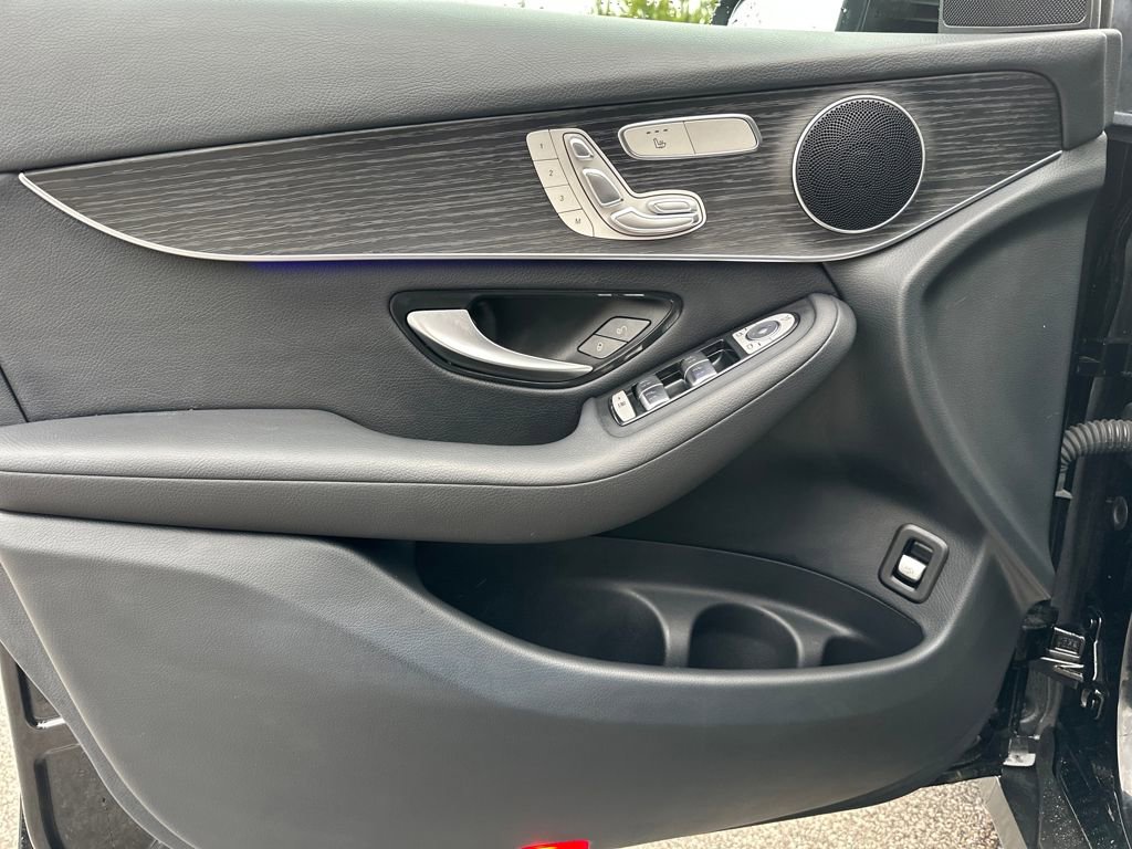 Certified 2022 Mercedes-Benz GLC 300 GLC 300 w/ Premium Package Lite image 27