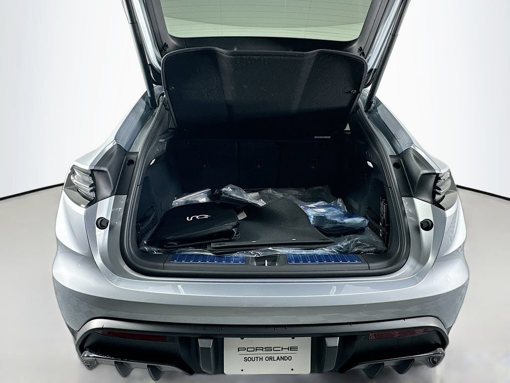 New 2026 Porsche Macan GTS Electric AWD/4WD image 28