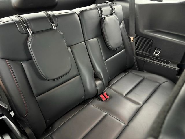 Used 2025 Ford Explorer ST-Line image 16