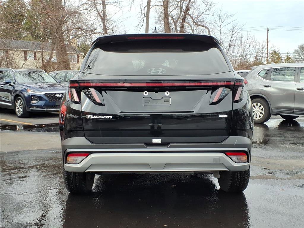 Certified 2025 Hyundai Tucson SEL AWD/4WD image 4