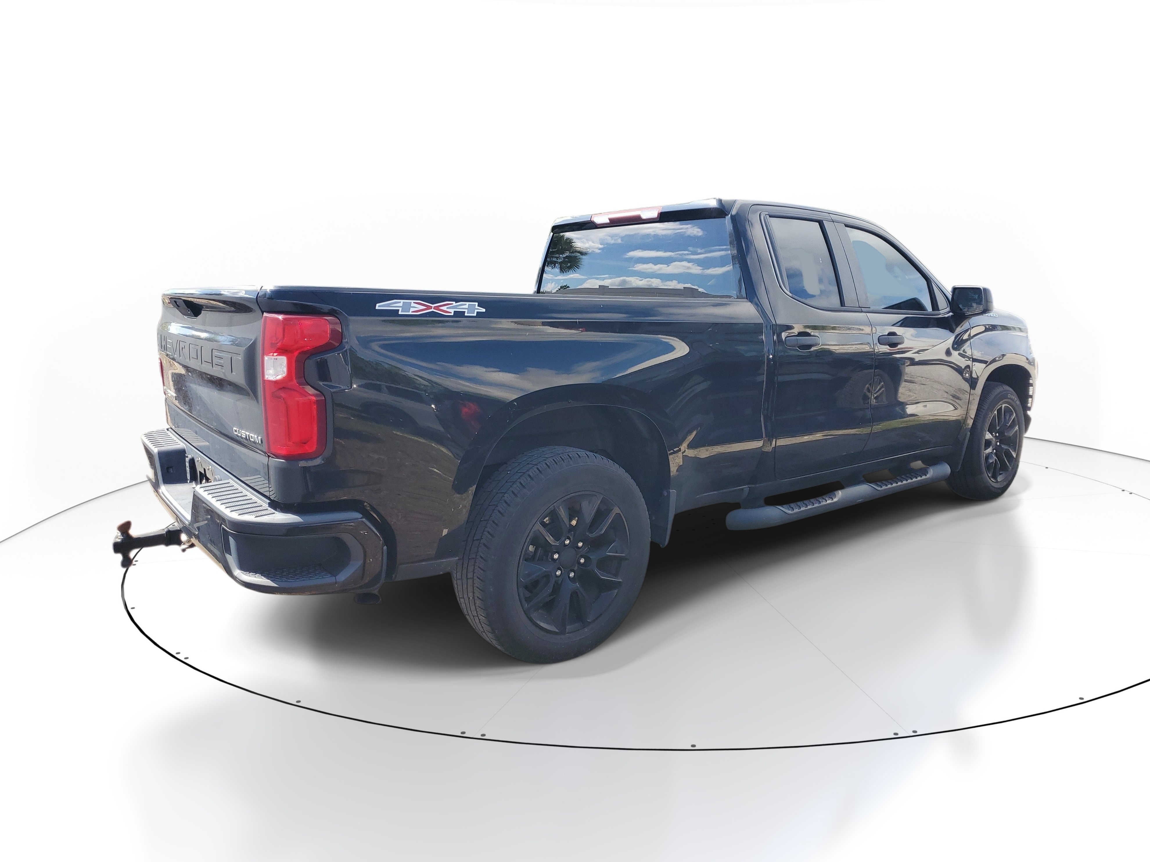 Used 2021 Chevrolet Silverado 1500 Custom AWD/4WD image 7