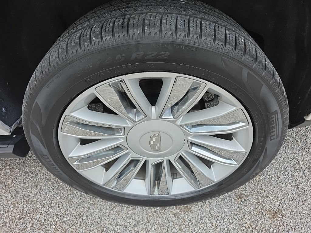 Used 2016 Cadillac Escalade ESV Platinum AWD/4WD image 28