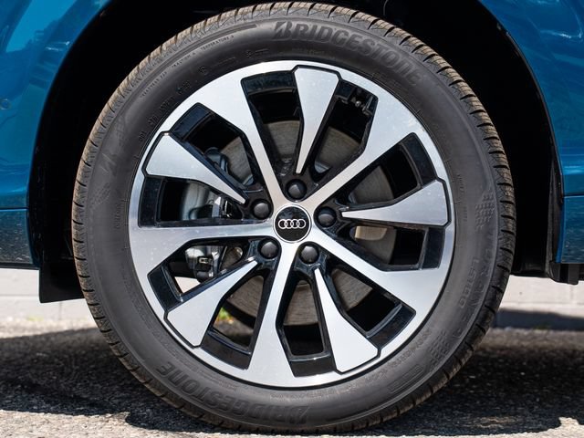 New 2026 Audi Q3 quattro 2.0T AWD/4WD image 7