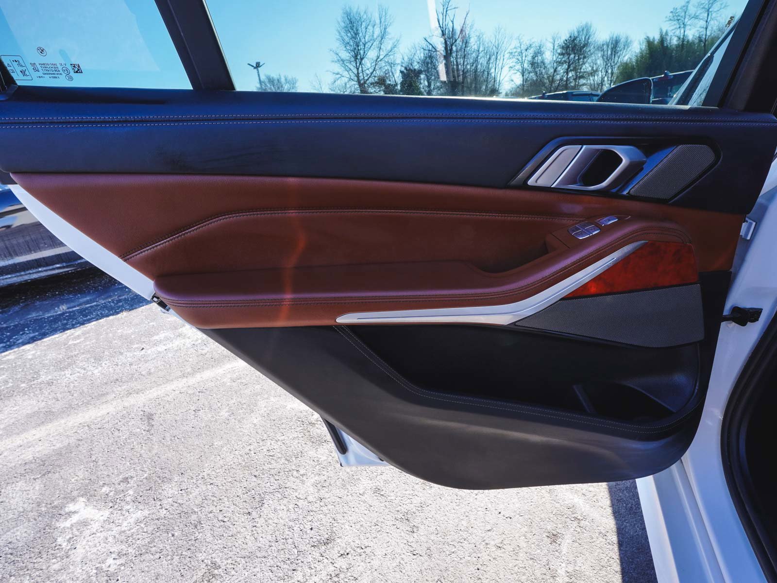 Used 2022 BMW ALPINA XB7 image 14