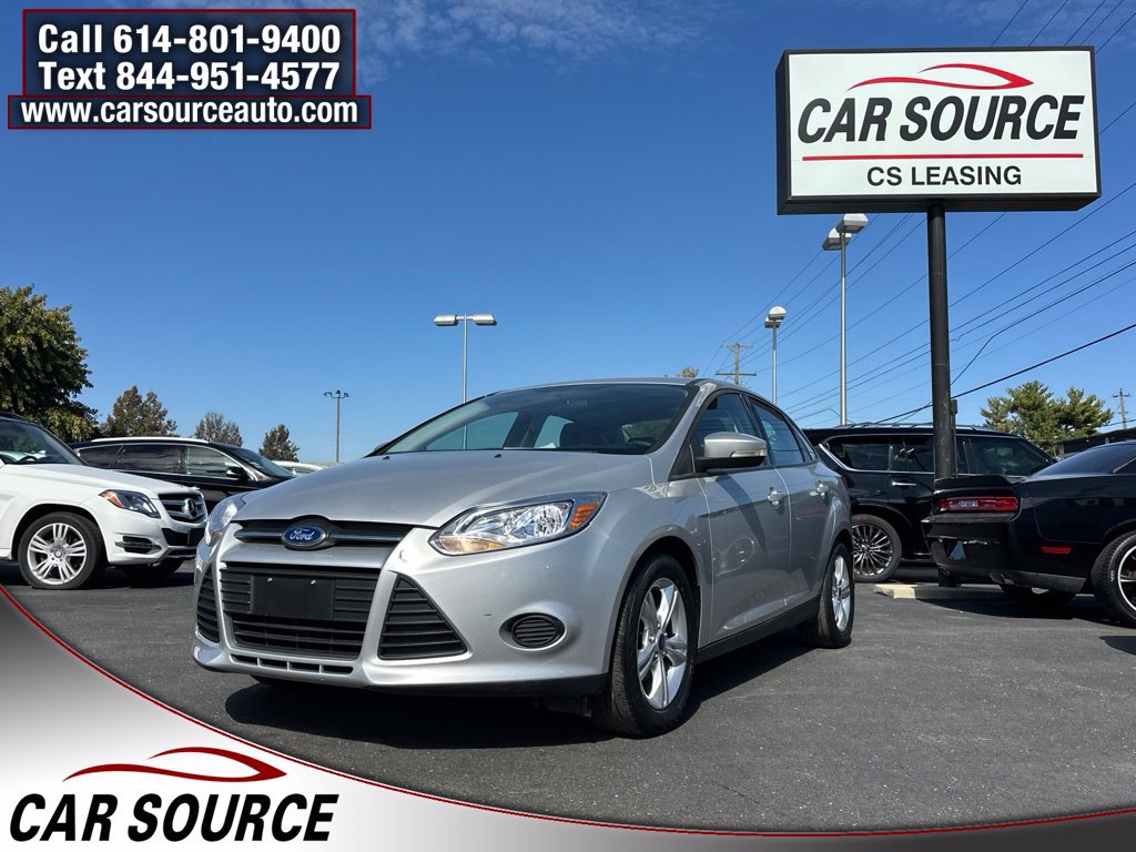 Used 2013 Ford Focus SE FWD image 1