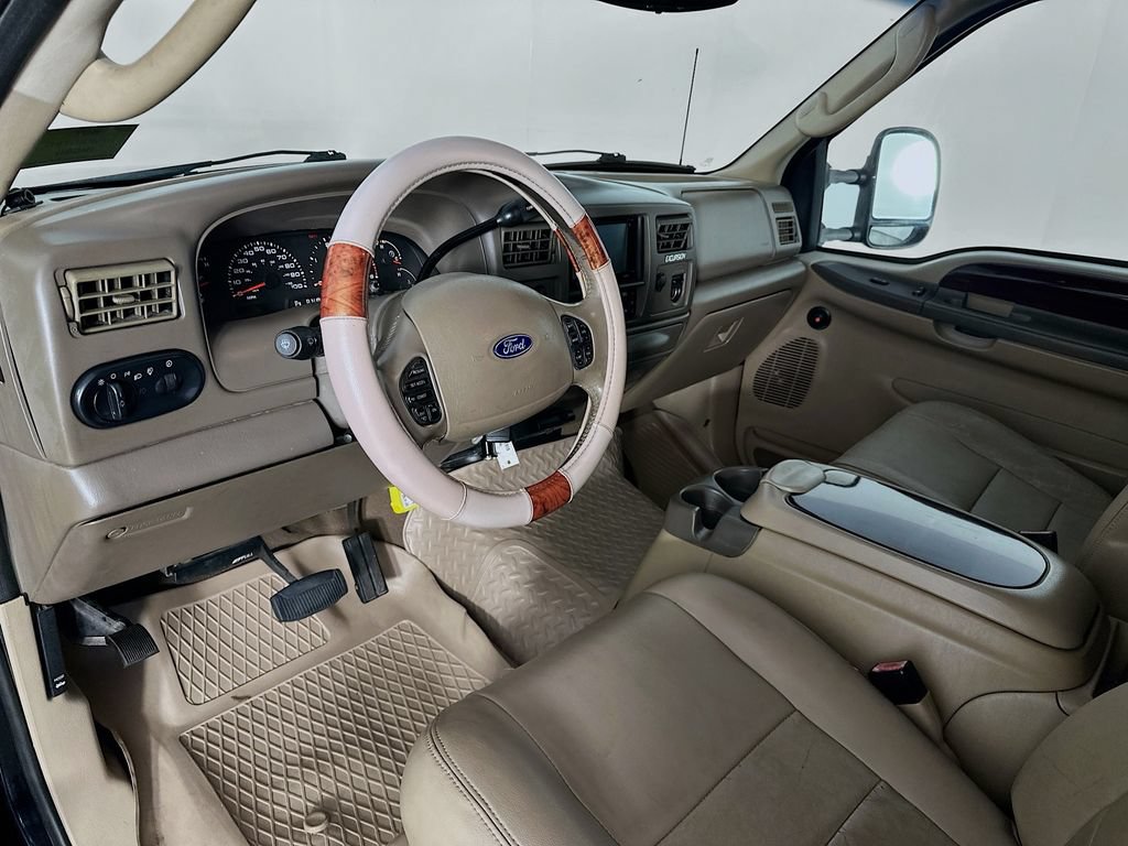 Used 2003 Ford Excursion Limited AWD/4WD image 29