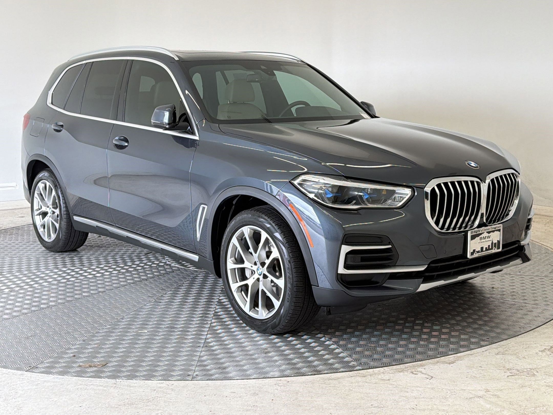 Used 2022 BMW X5 xDrive40i w/ Executive Package AWD/4WD image 7