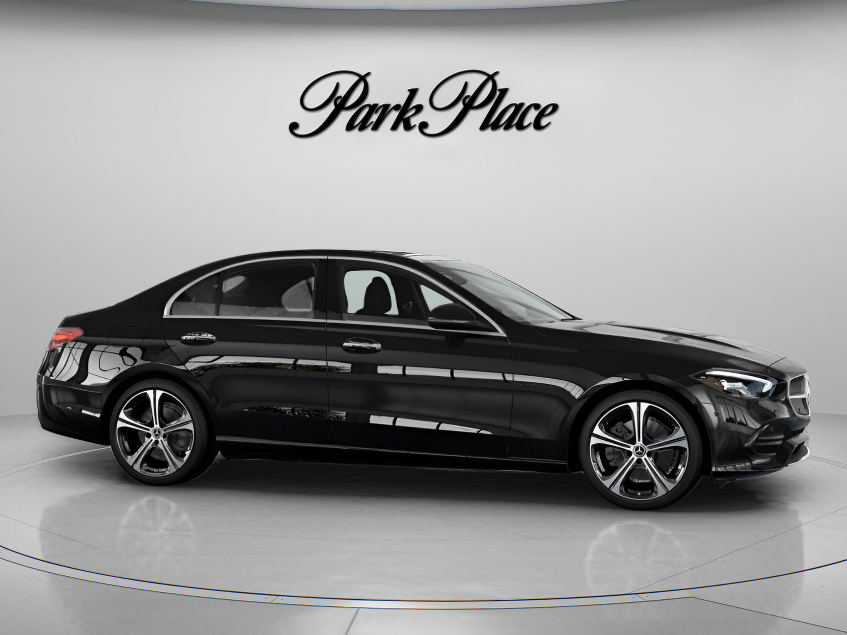Used 2025 Mercedes-Benz C 300 Sedan image 28