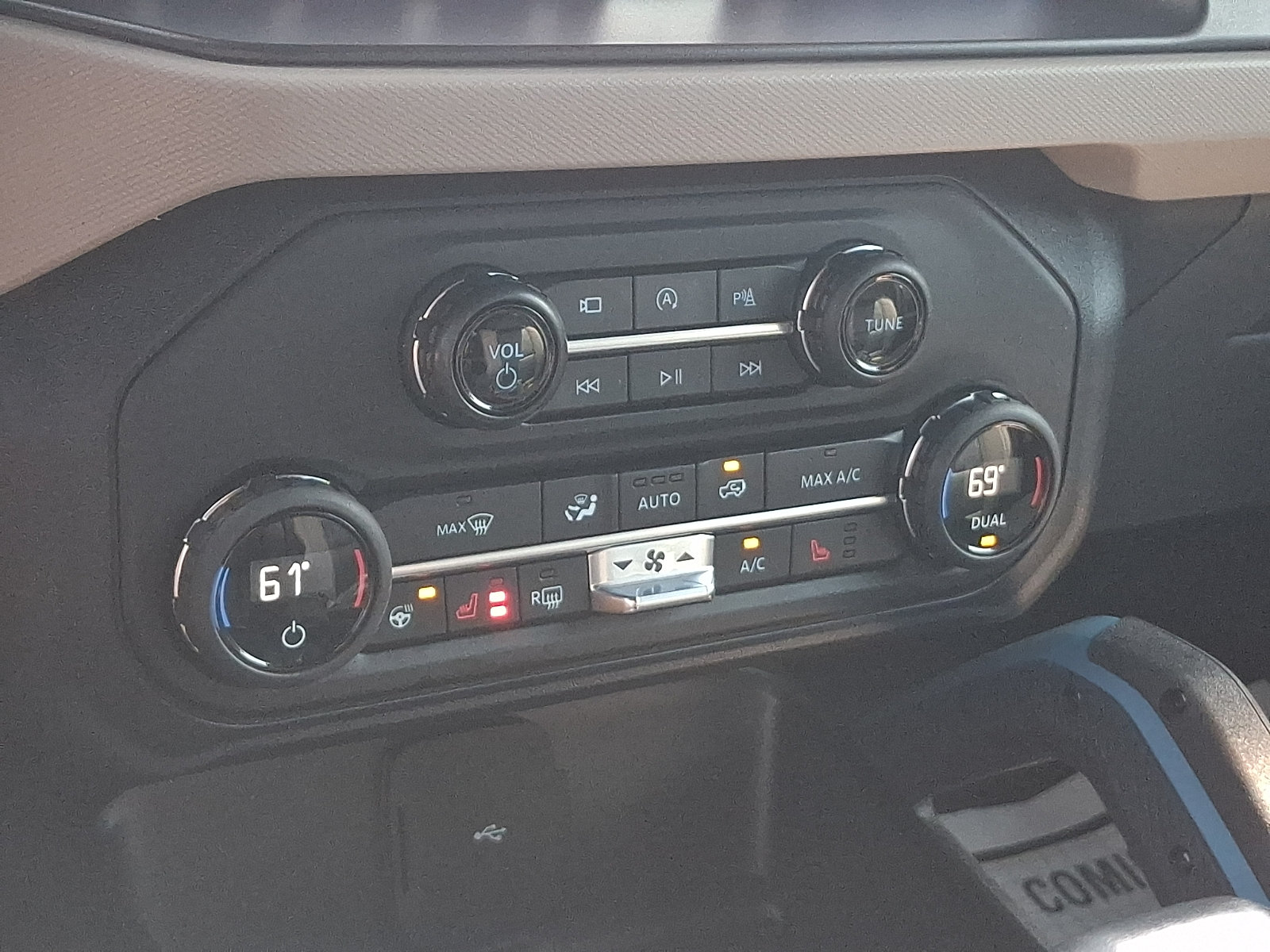 Certified 2021 Ford Bronco Wildtrak AWD/4WD image 16