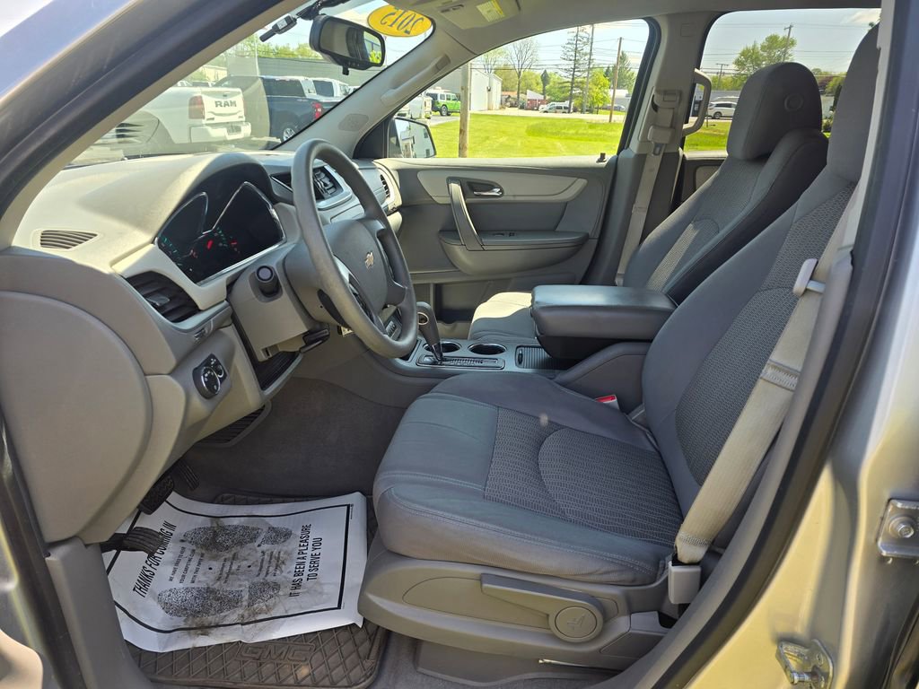 Used 2015 Chevrolet Traverse LS FWD image 8