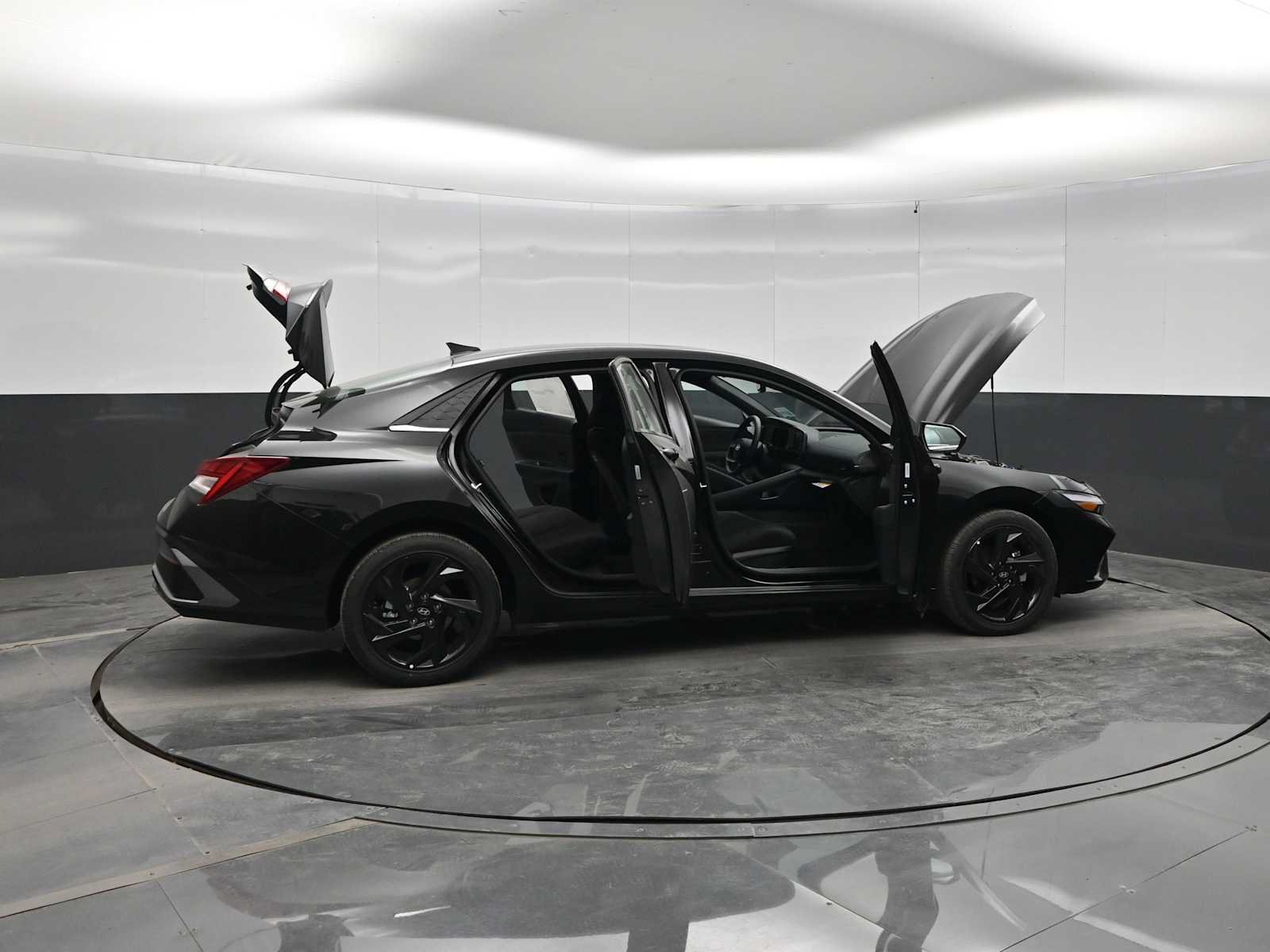 New 2026 Hyundai Elantra SEL Sport FWD image 41