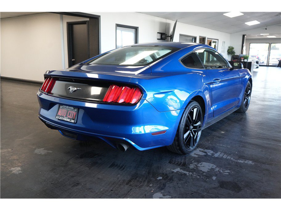 Used 2017 Ford Mustang Coupe w/ Ecoboost Performance Package RWD image 7